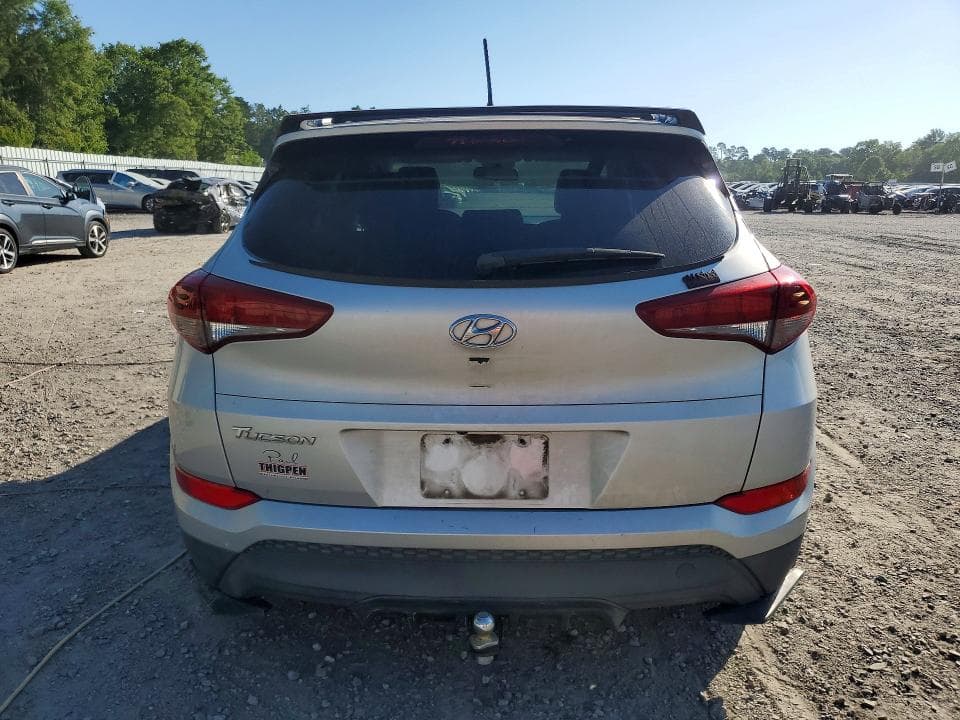 2017 HYUNDAI TUCSON SE SE 6