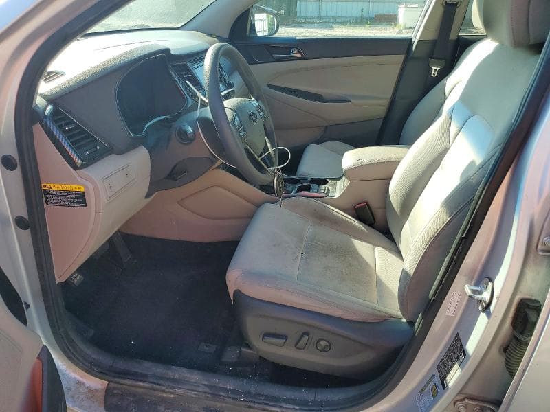2017 HYUNDAI TUCSON SE SE 7
