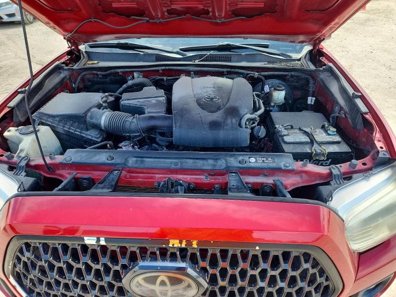2018 TOYOTA TACOMA TRD SPORT 11