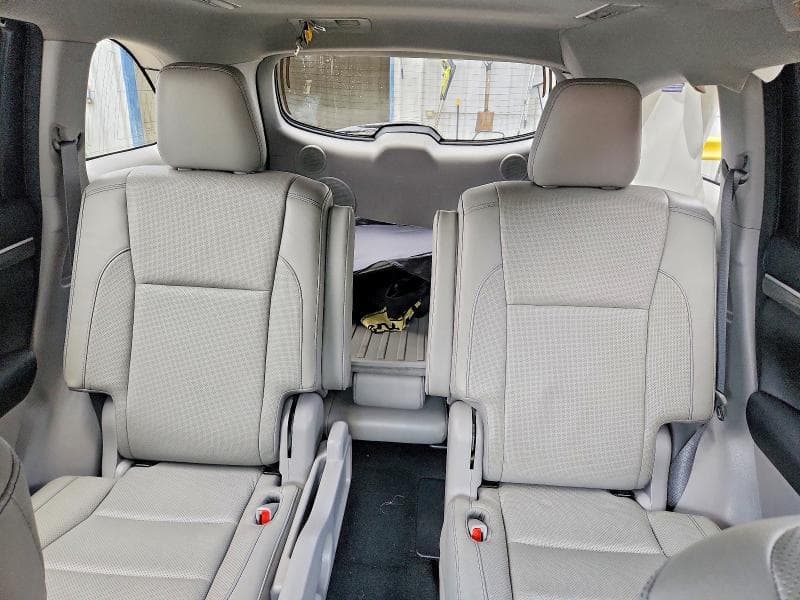 2018 TOYOTA HIGHLANDER LIMITED 10