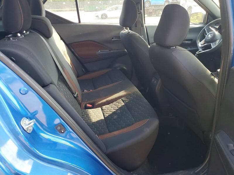 2021 NISSAN KICKS SR 11