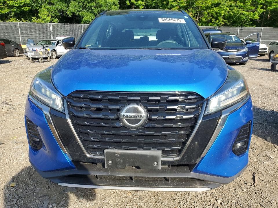 2021 NISSAN KICKS SR 5