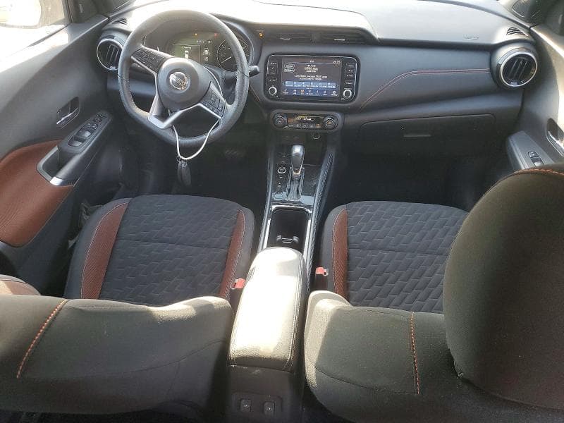 2021 NISSAN KICKS SR 8