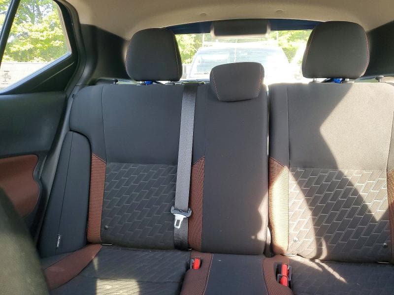 2021 NISSAN KICKS SR 10