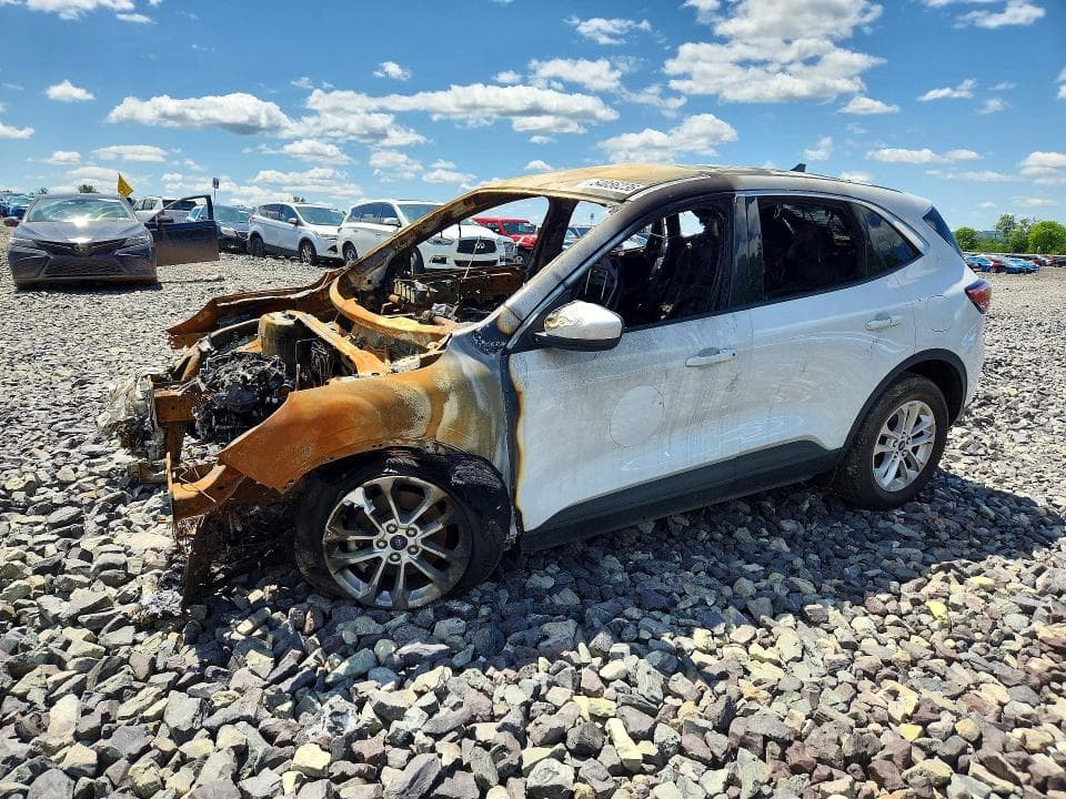 2021 FORD ESCAPE SE - 1