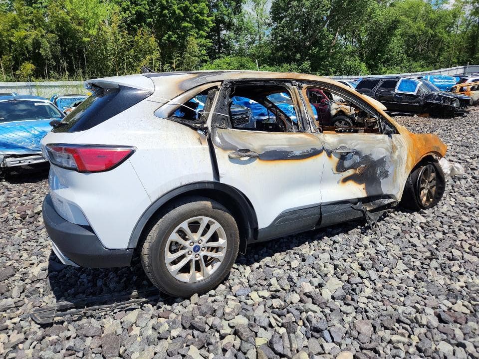 2021 FORD ESCAPE SE 3