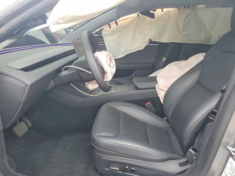 2025 TESLA MODEL 3 7