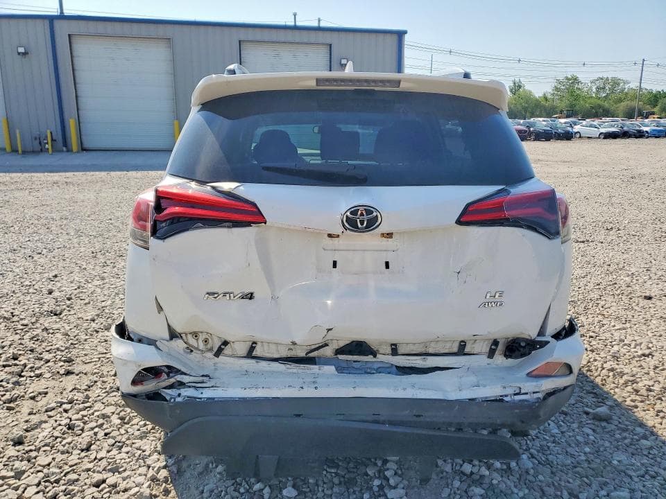 2018 TOYOTA RAV4 LE 6