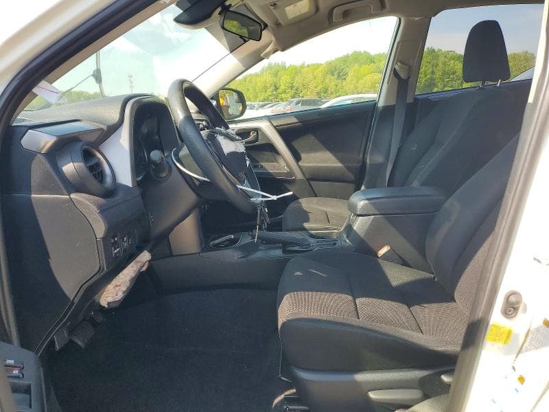 2018 TOYOTA RAV4 LE 7