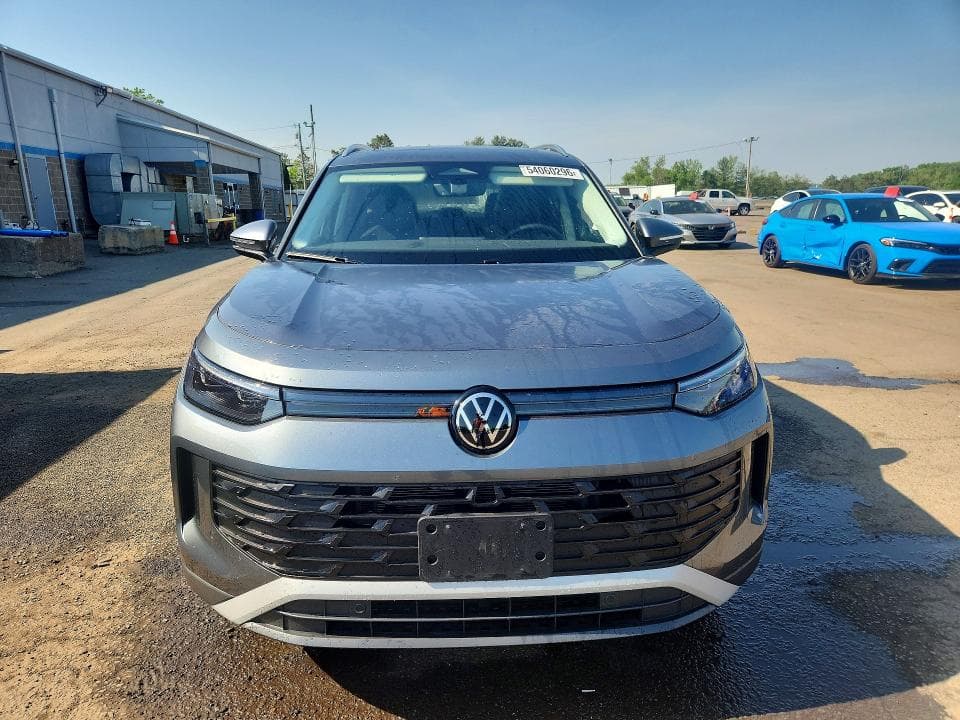 2025 VOLKSWAGEN TIGUAN SE 5