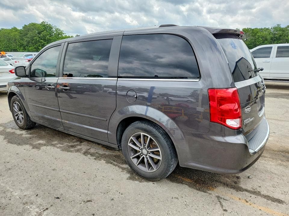 2017 DODGE GRAND CARAVAN SXT 2