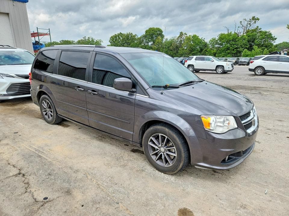 2017 DODGE GRAND CARAVAN SXT 4