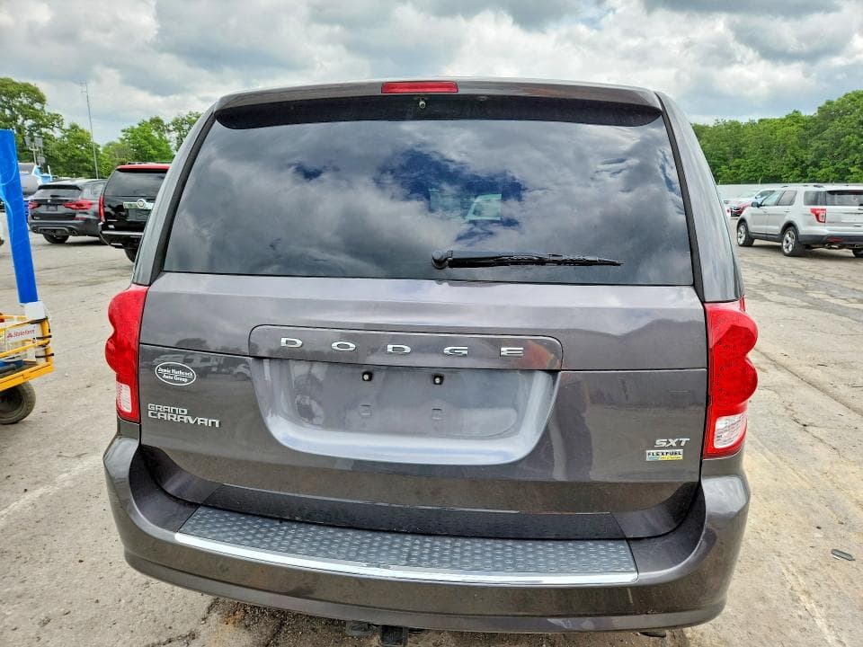 2017 DODGE GRAND CARAVAN SXT 6
