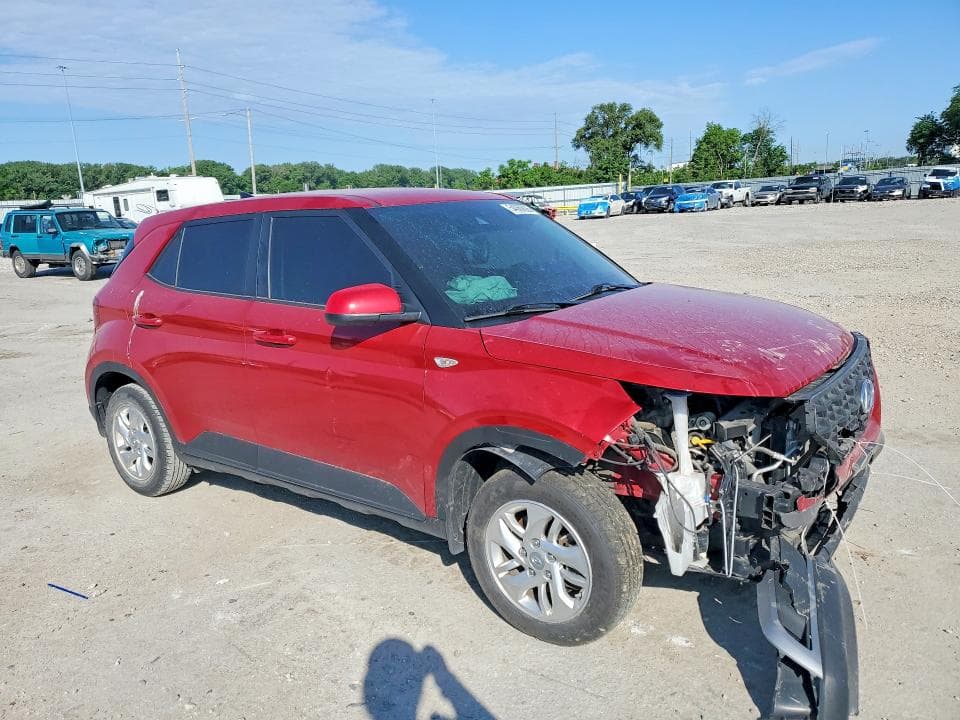 2021 HYUNDAI VENUE SE SE 4