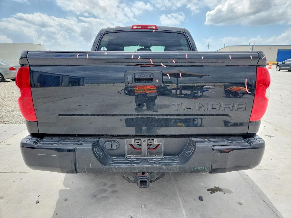 2019 TOYOTA TUNDRA SR5 SR5 6