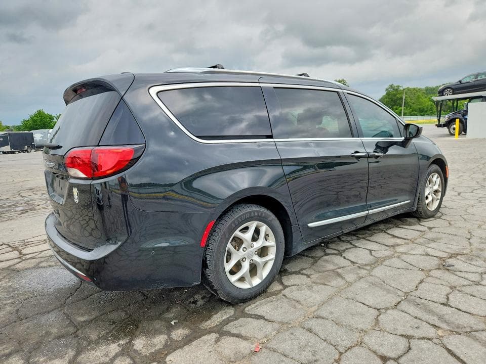 2020 CHRYSLER PACIFICA TOURING L PLUS 3