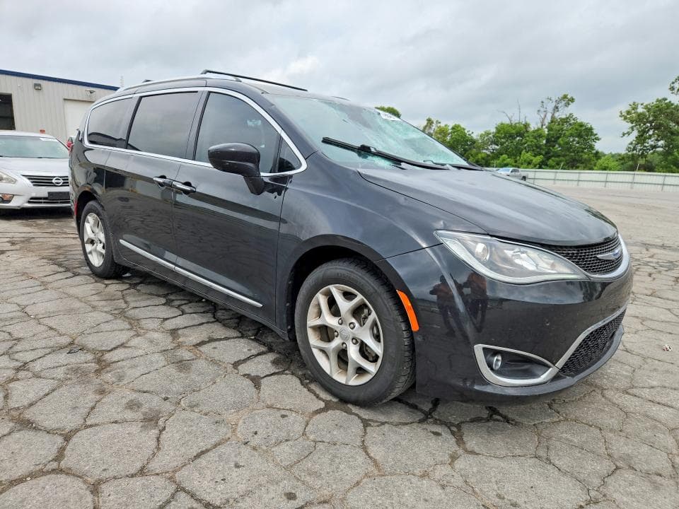 2020 CHRYSLER PACIFICA TOURING L PLUS 4