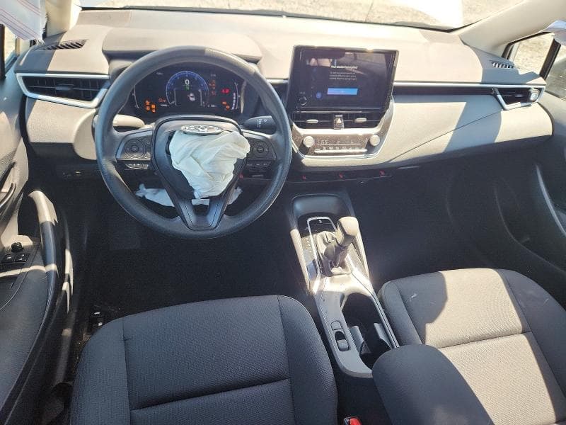 2026 TOYOTA COROLLA LE LE 8