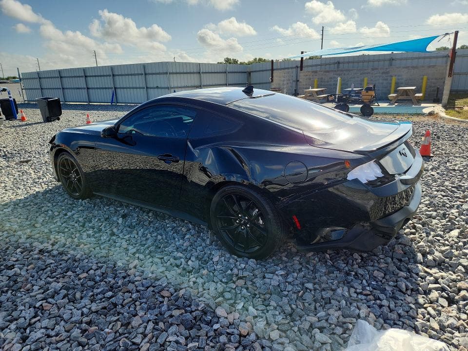 2025 FORD MUSTANG 2