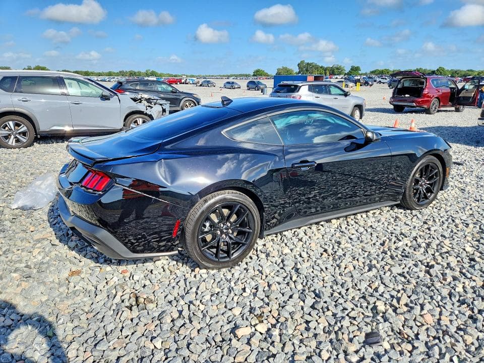 2025 FORD MUSTANG 3