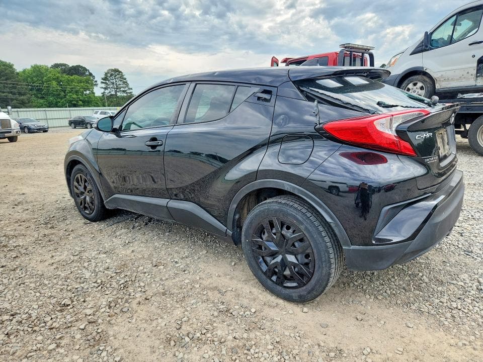 2019 TOYOTA C-HR LE LE 2