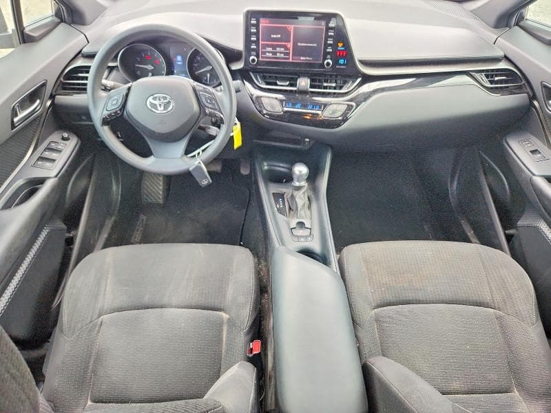 2019 TOYOTA C-HR LE LE 8