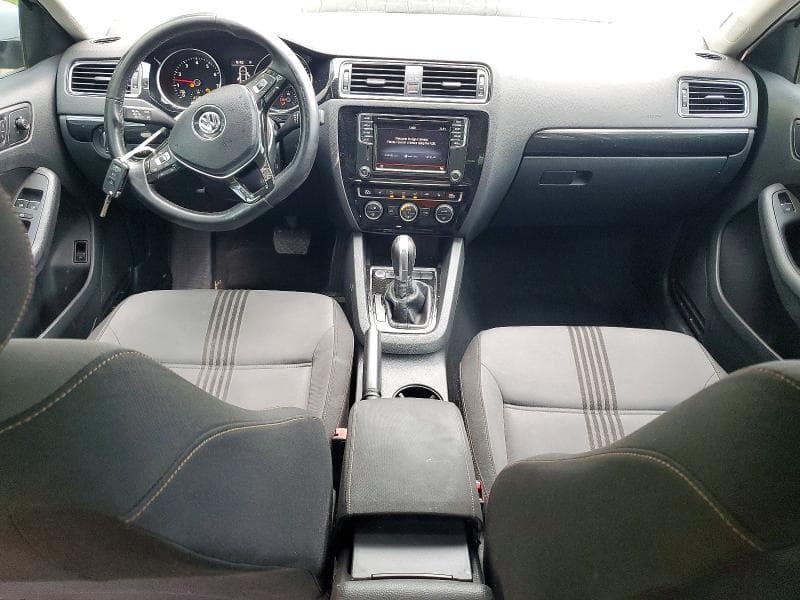 2017 VOLKSWAGEN JETTA SE 8