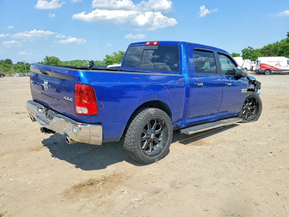 2017 RAM 1500 SLT 3