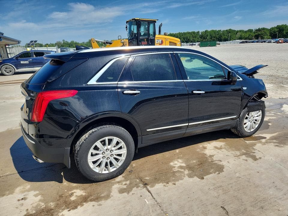 2019 CADILLAC XT5 3