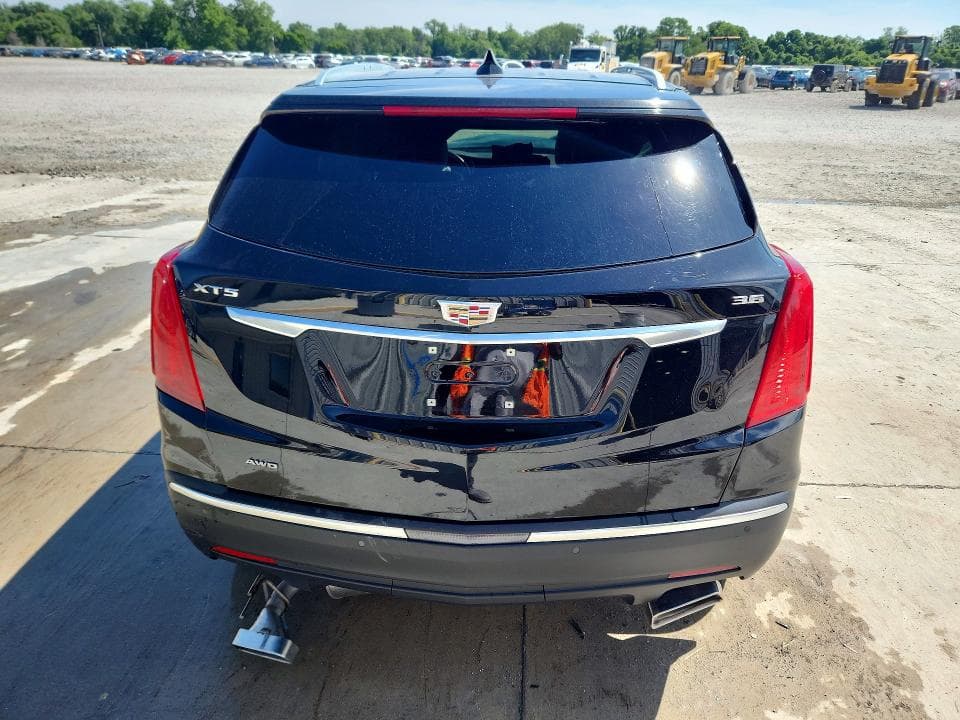 2019 CADILLAC XT5 6
