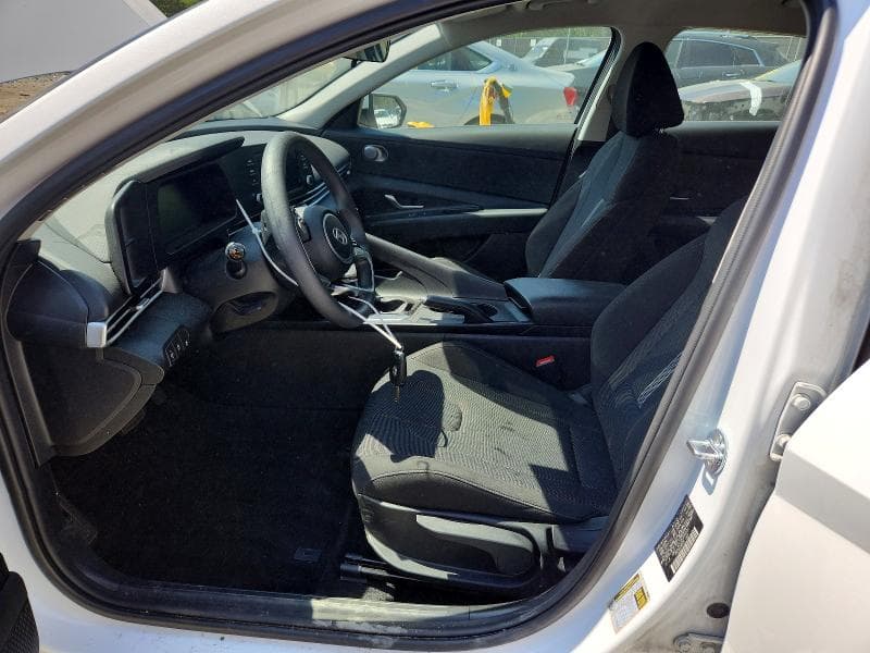 2024 HYUNDAI ELANTRA SE 7