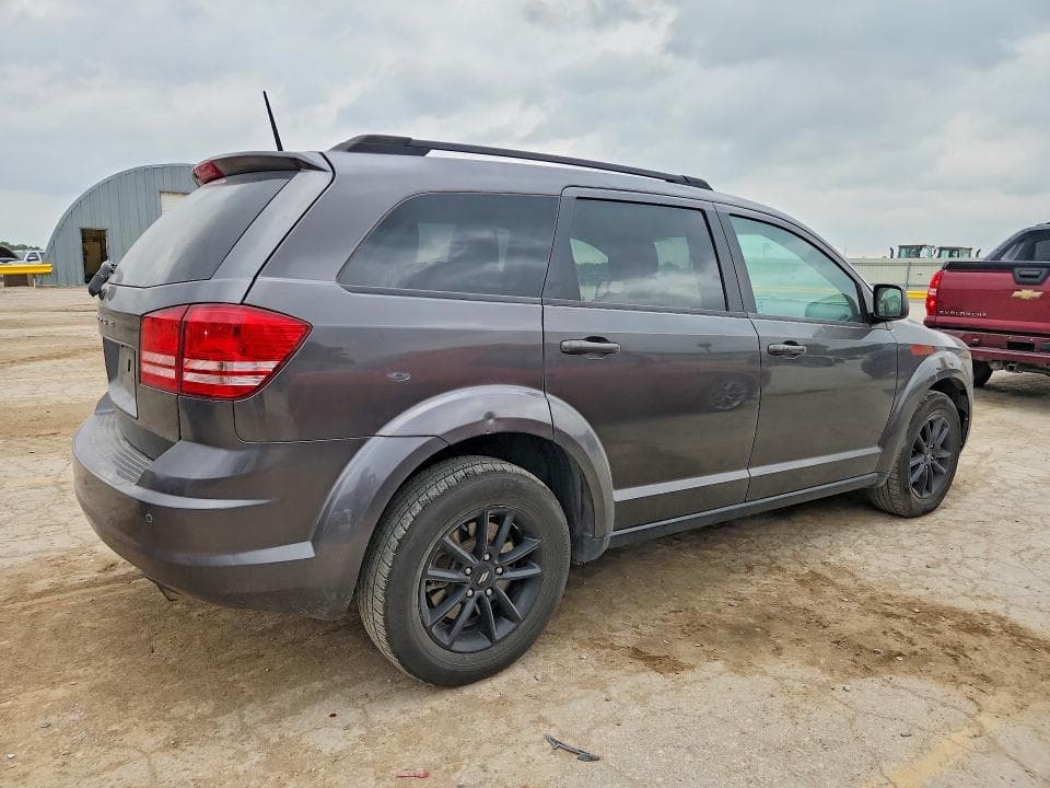 2020 DODGE JOURNEY SE 3
