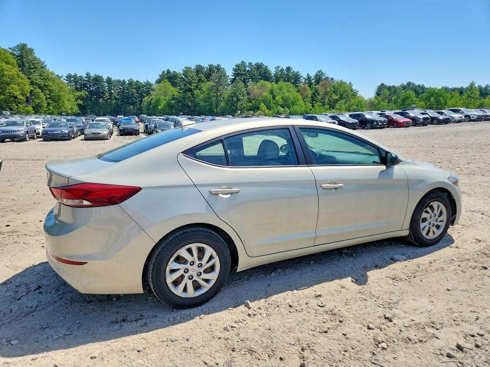 2017 HYUNDAI ELANTRA SE SE 3