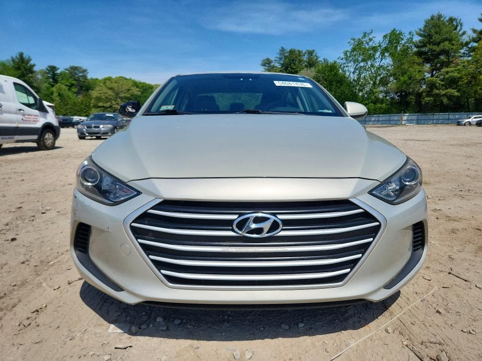 2017 HYUNDAI ELANTRA SE SE 5