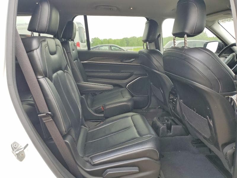 2021 JEEP GRAND CHEROKEE L LIMITED 11