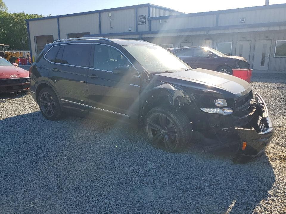 2019 VOLKSWAGEN TIGUAN SE 4