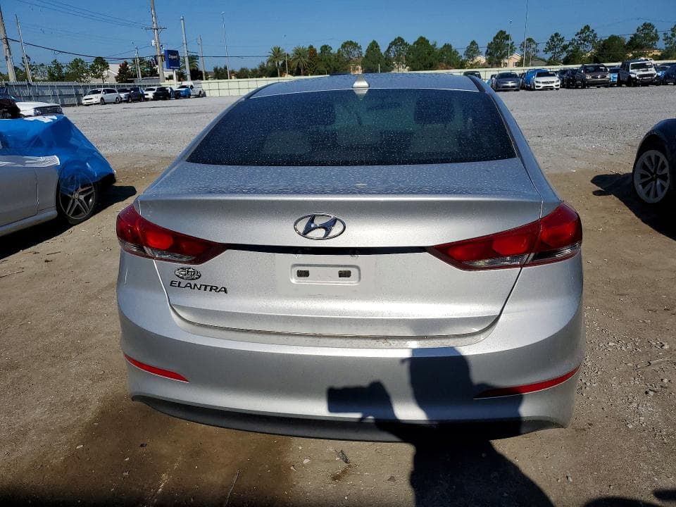 2018 HYUNDAI ELANTRA SEL 6