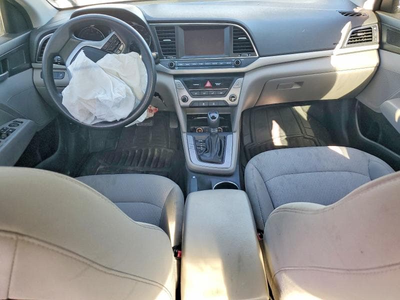 2018 HYUNDAI ELANTRA SEL 8
