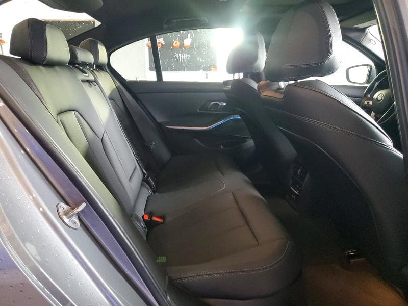 2024 BMW 330XI 10