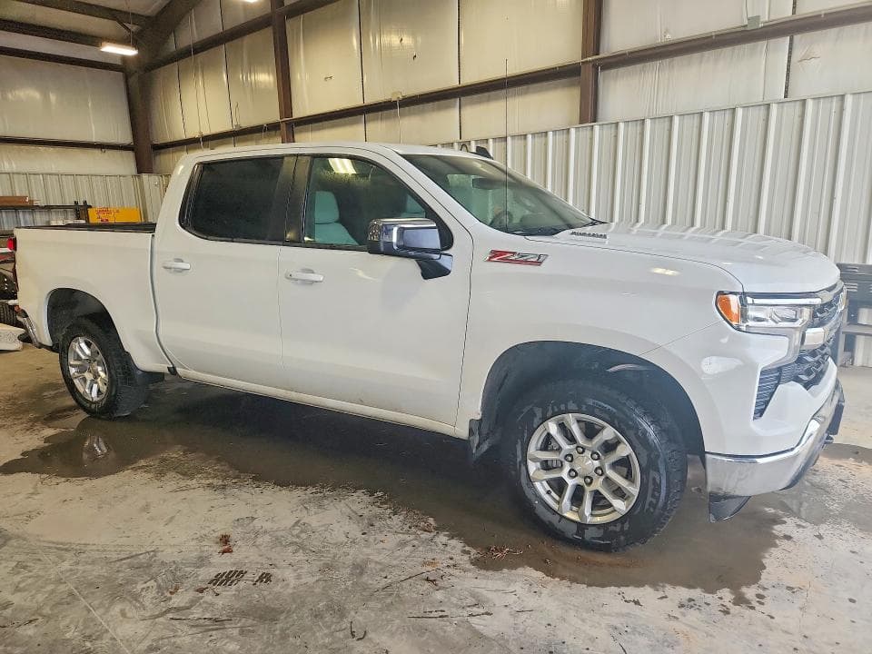 2024 CHEVROLET SILVERADO K1500 LT 4
