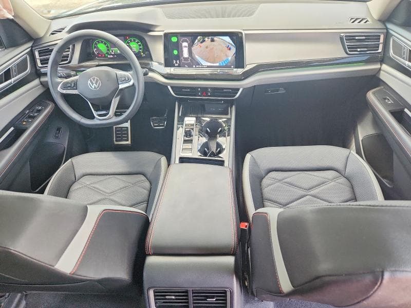 2025 VOLKSWAGEN ATLAS PEAK EDITION SE PEAK EDITION SE 8