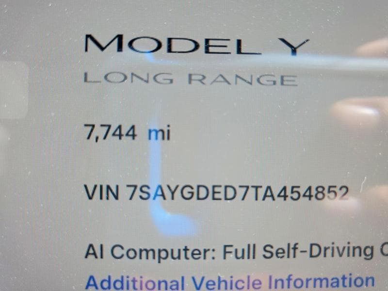 2026 TESLA MODEL Y 9