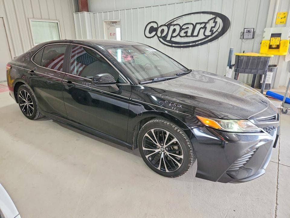2020 TOYOTA CAMRY SE SE 4