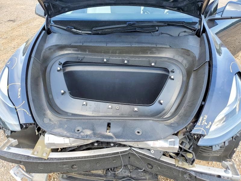 2025 TESLA MODEL Y 11