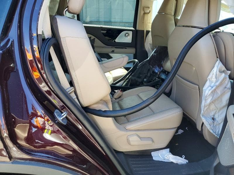 2023 LINCOLN AVIATOR RESERVE 11