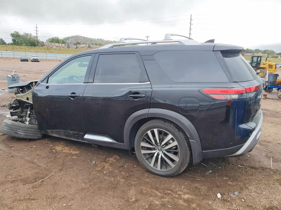 2025 NISSAN PATHFINDER PLATINUM PLATINUM 2