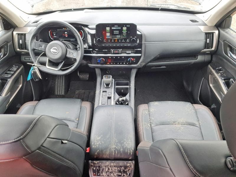 2025 NISSAN PATHFINDER PLATINUM PLATINUM 8