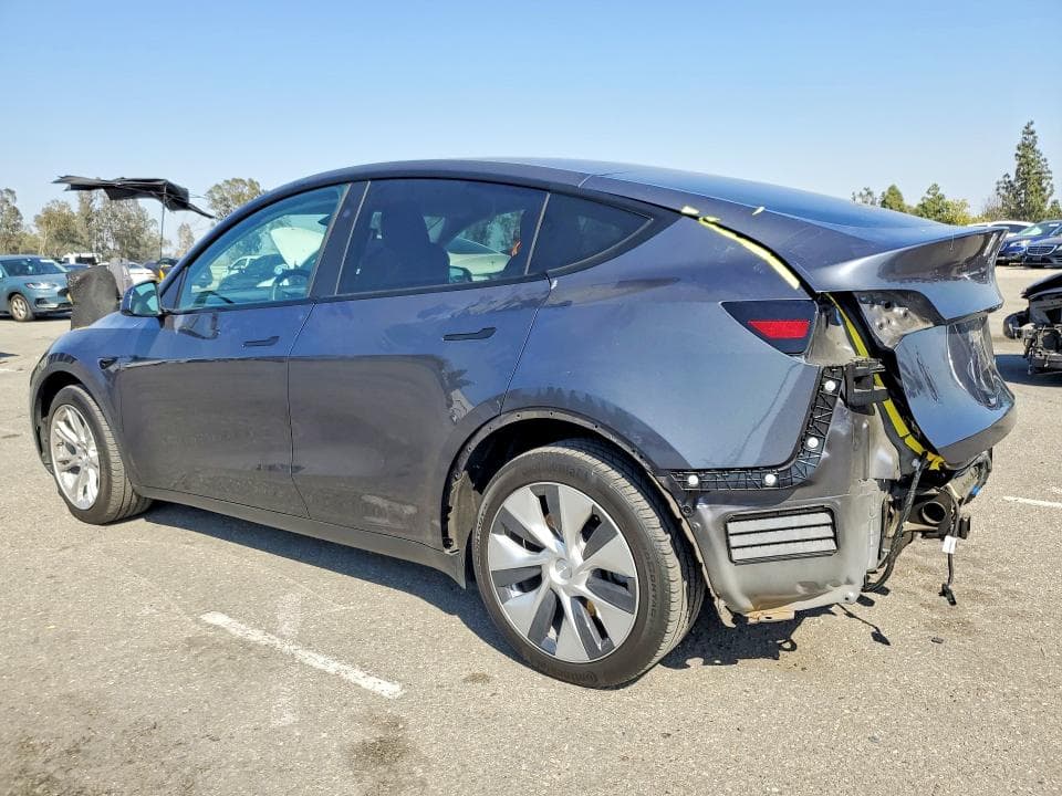 2023 TESLA MODEL Y 2