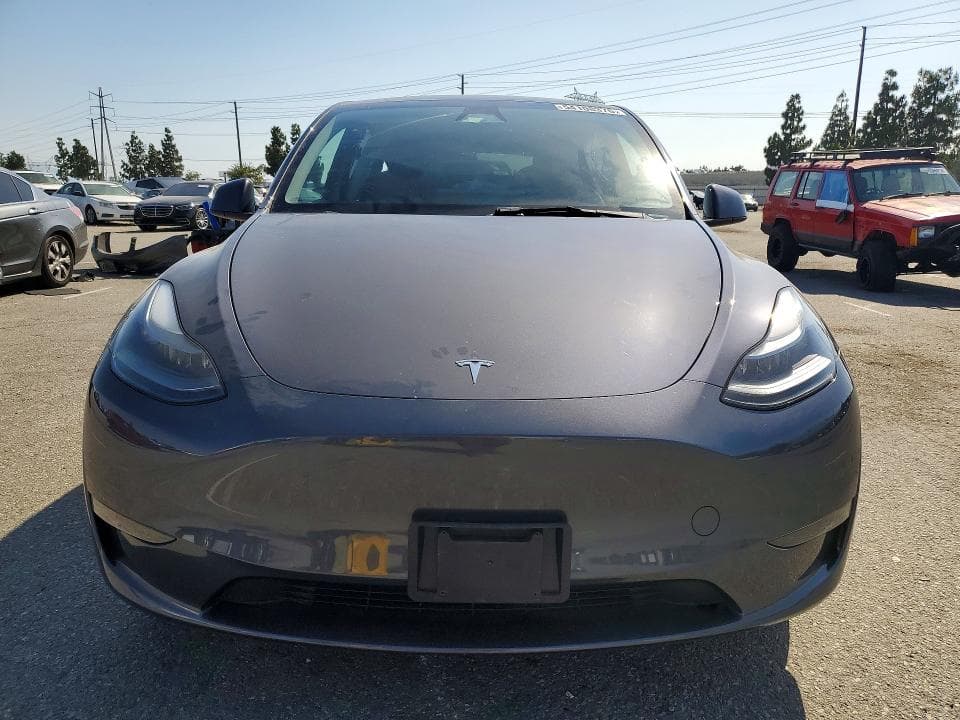 2023 TESLA MODEL Y 5