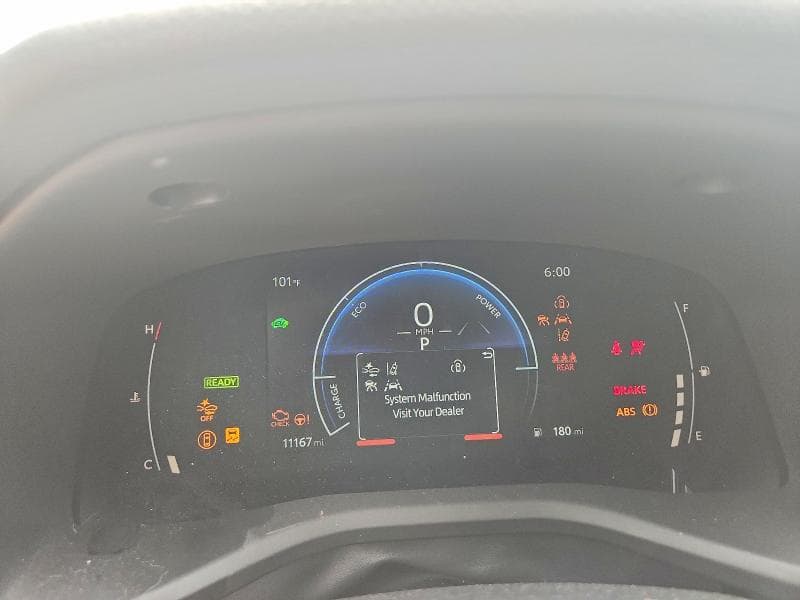2025 TOYOTA CAMRY SE SE 9